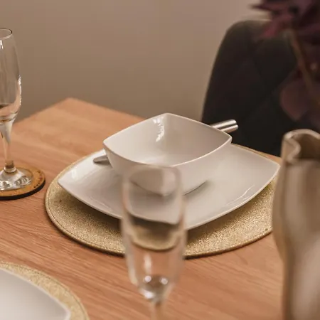 بيت للعطل Old Village Shop, *